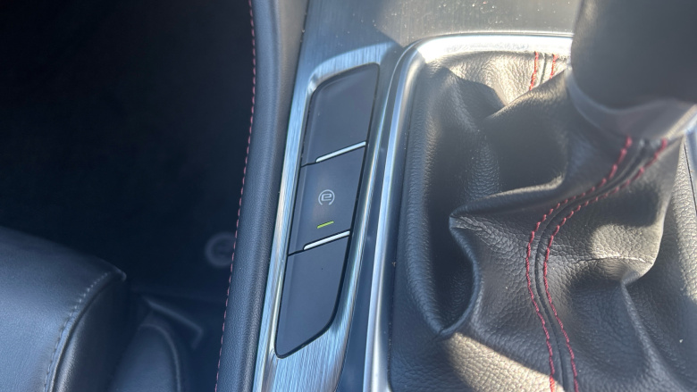 MG Hs 1.5 T-GDI Excite 5dr Petrol Hatchback